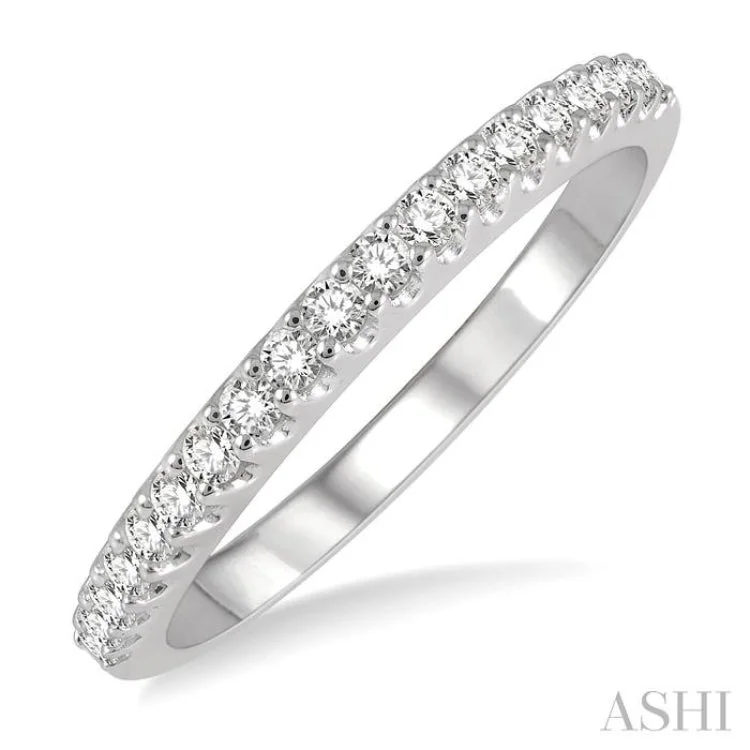 Personalized Promise Wedding Bands-1/4 Ctw Round Cut Diamond Wedding Band in 14K White Gold