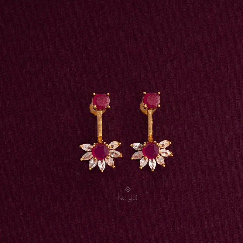 Handmade Gemstone Earrings-Gold toned Flower Earrings - PE100638