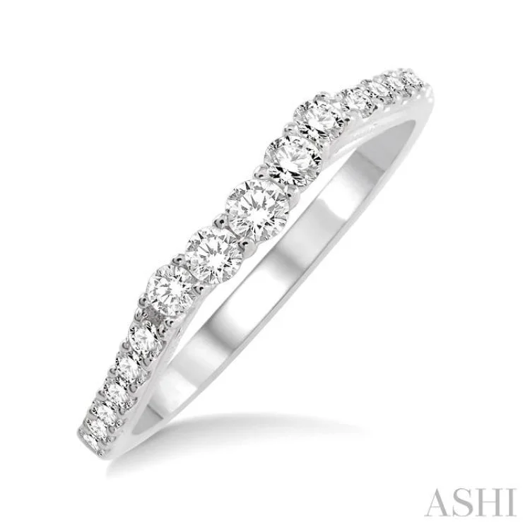 Simple Engagement Rings for Women-3/8 Ctw Round Cut Diamond Wedding Band in 14K White Gold