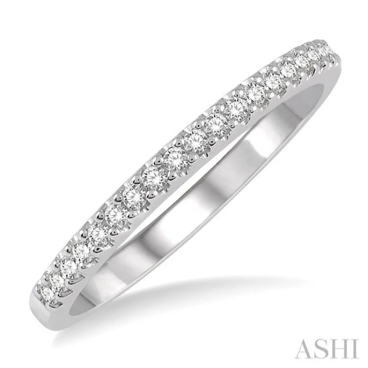 Luxury Gemstone Rings for Men-1/6 Ctw Round Cut Diamond Wedding Band in 14K White Gold