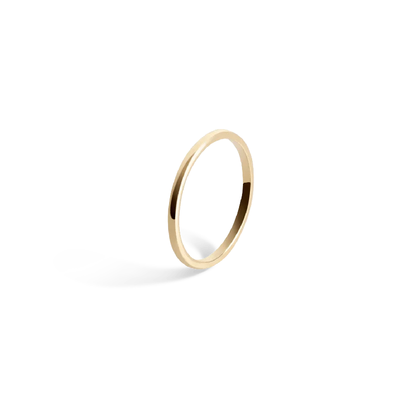 Custom Diamond Rings for Men-Classic Solid Gold Band