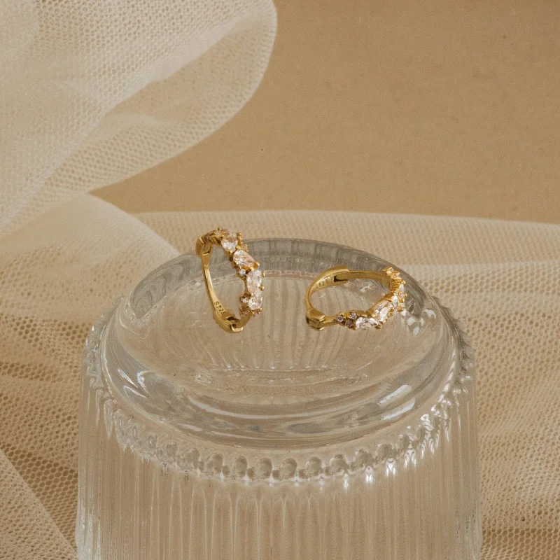 Simple Crystal Earrings-Sprinkle Diamond Huggies