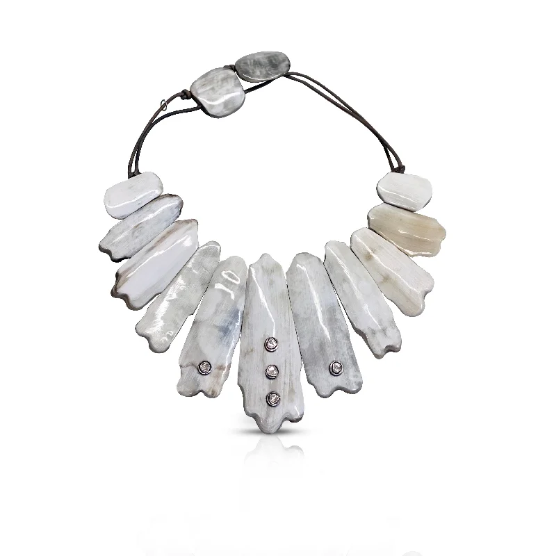 Customizable Necklaces-Polished Light Horn Collar