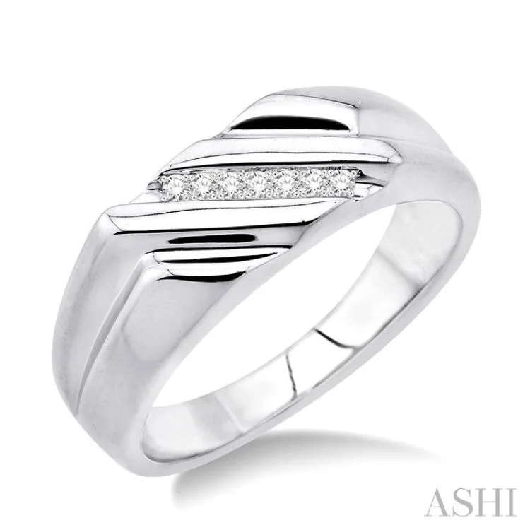 Designer Wedding Rings for Her-1/20 Ctw Single Cut Diamond Men's Ring in Sterling Silver