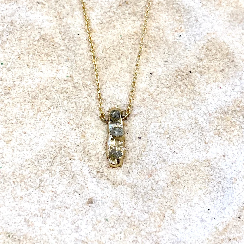 Natural Stone Necklaces-Cobblestone 14K Gold and Raw Diamonds Necklace