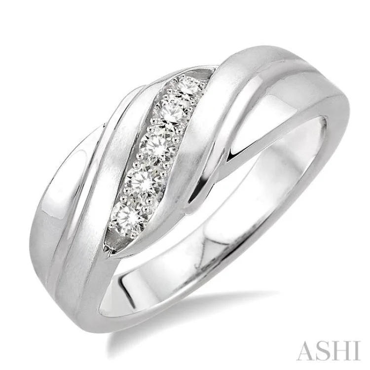 Diamond Engagement Bands for Women-1/20 Ctw Single Cut Diamond Men's Ring in Sterling Silver