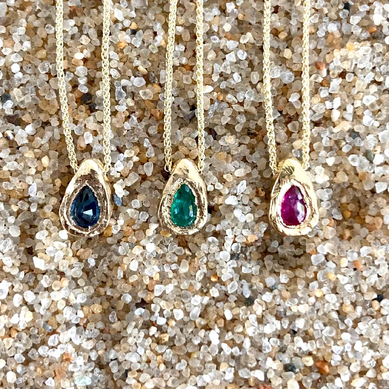 Adjustable Chain Necklaces-Teardrop 18K Gold Pendant Necklaces